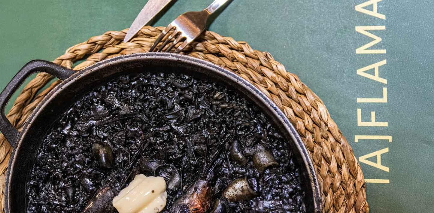 arroz-negro-al-horno-josper-a-flama